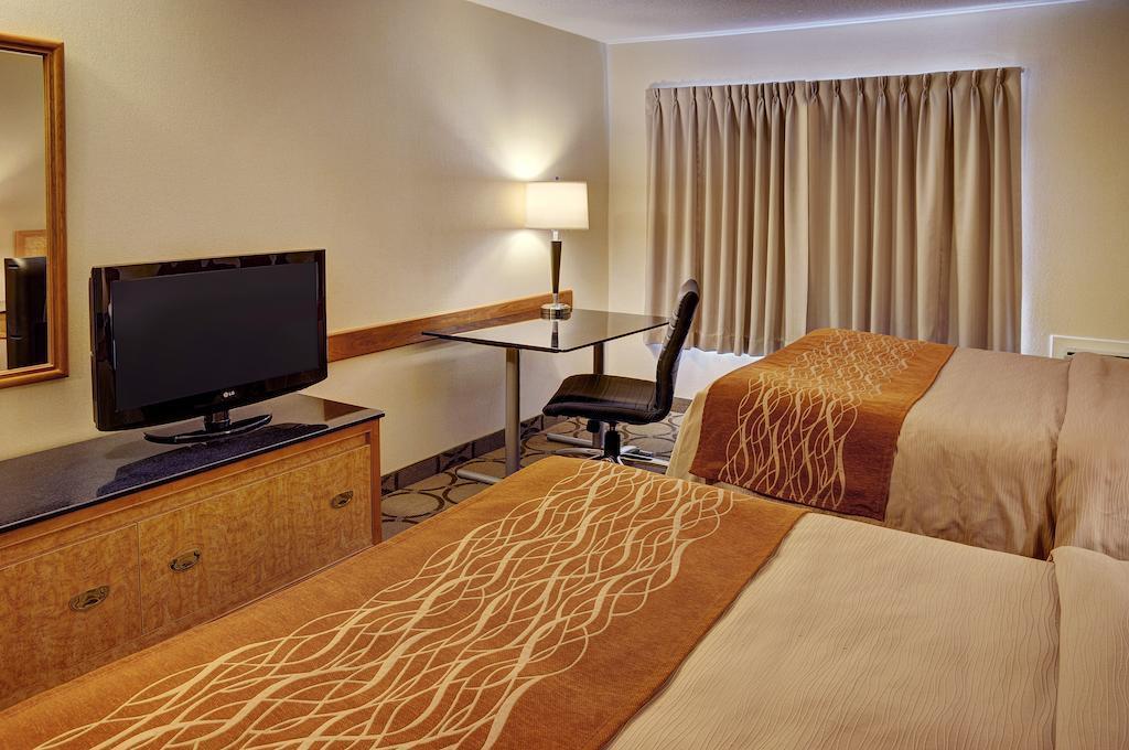 Comfort Inn Airport Winnipeg Extérieur photo