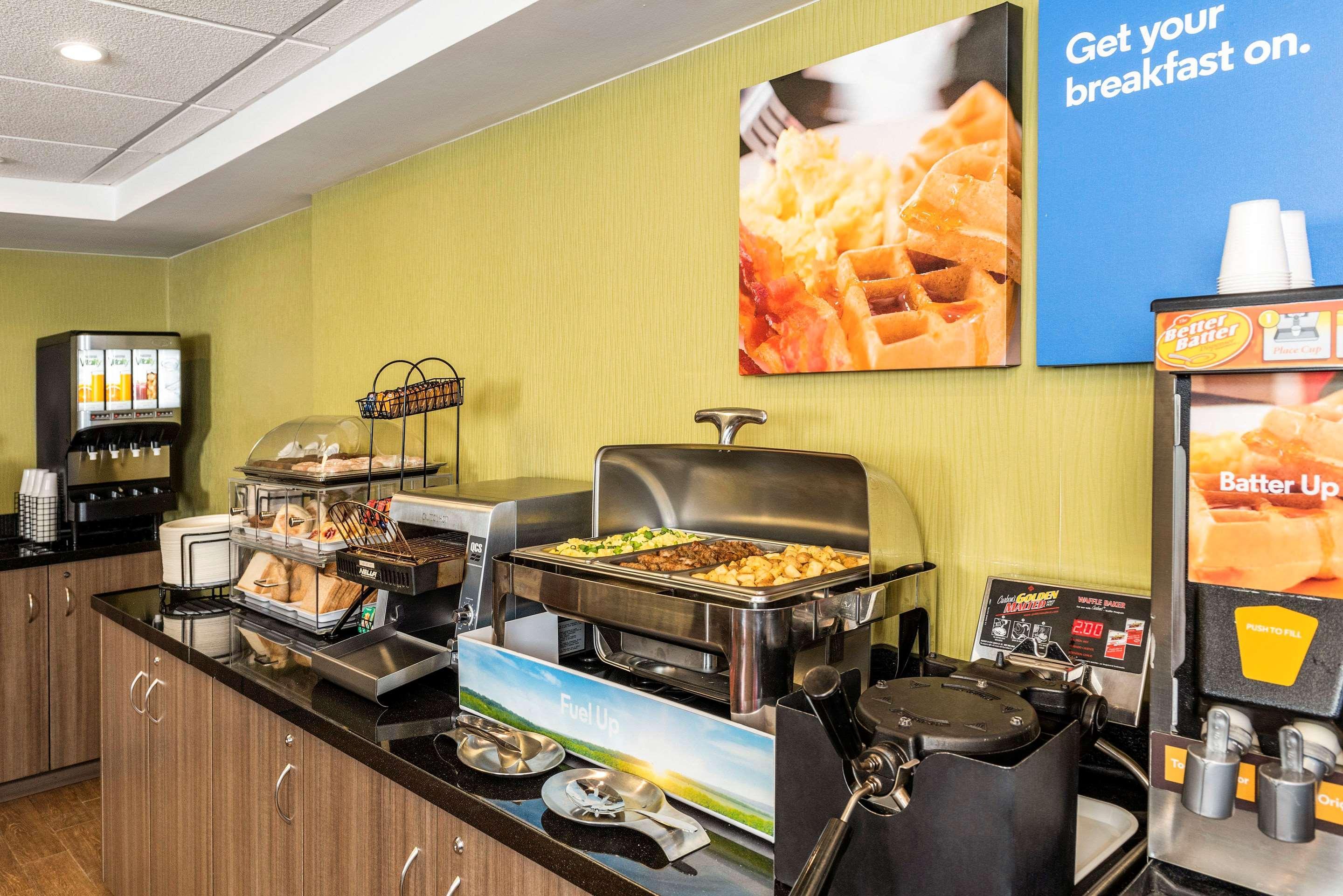 Comfort Inn Airport Winnipeg Extérieur photo