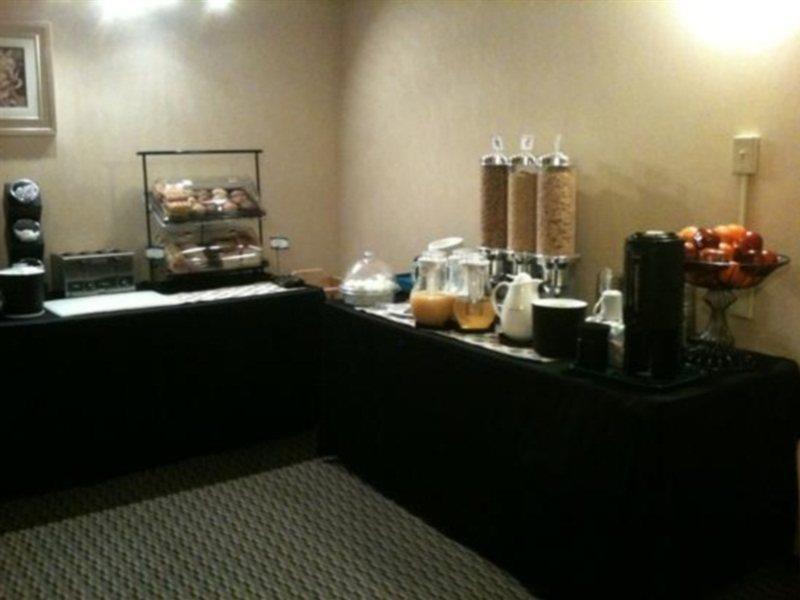 Comfort Inn Airport Winnipeg Extérieur photo